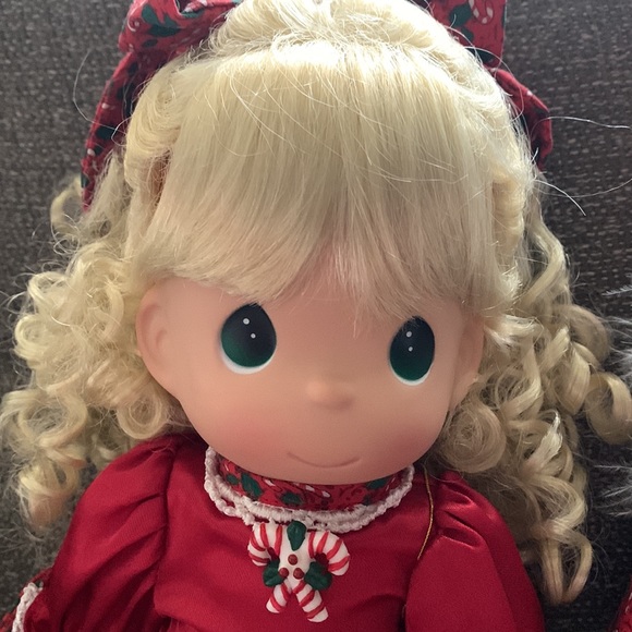 Precious Moments Stocking Twin Dolls - Picture 2 of 9